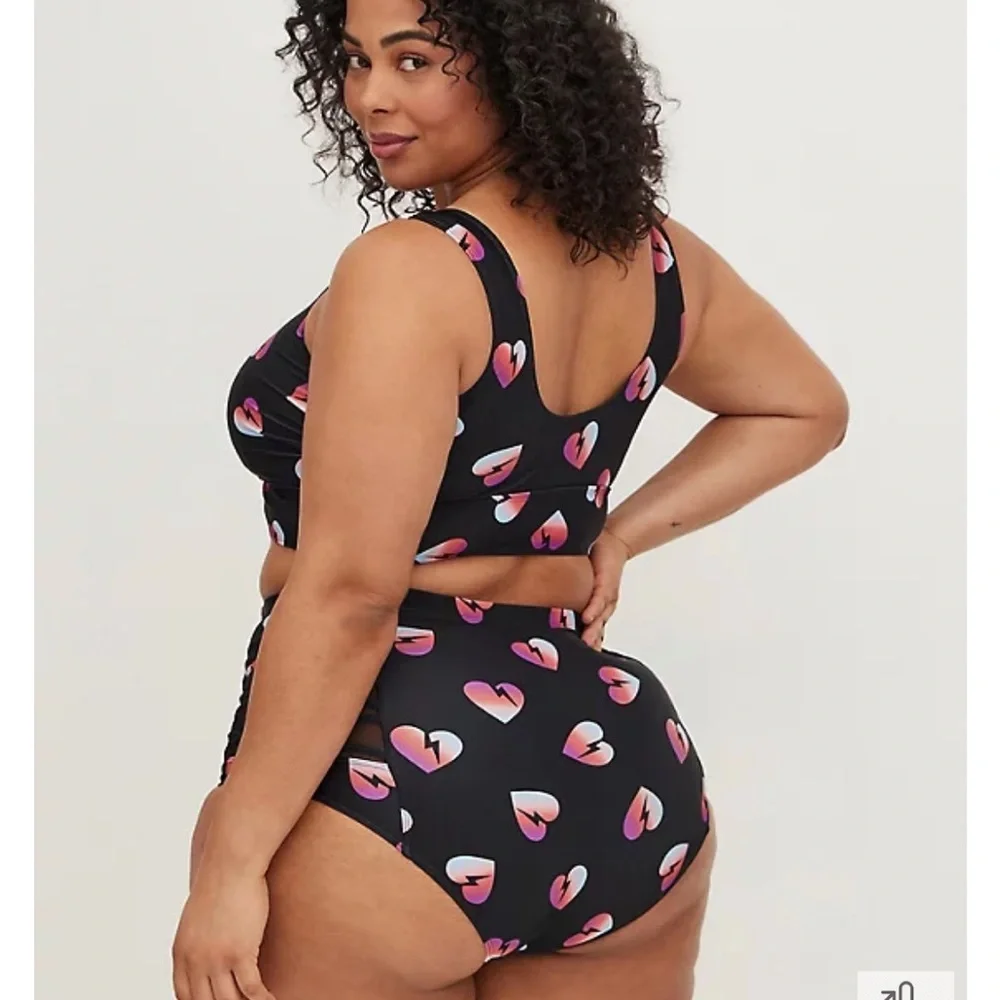New! Torrid Sz 2 Set‎ Hearts Swim Bathing Suit 2X